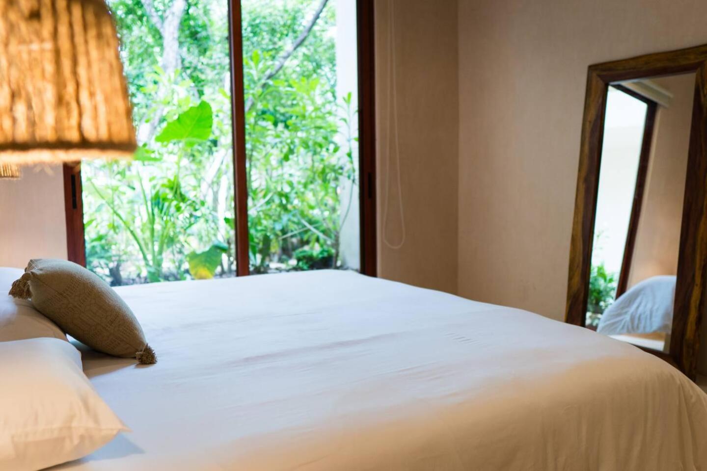 T2pg Chic W Huge Outdoor Area And Plunge La Veleta *